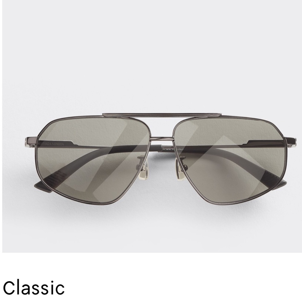 Bottega Veneta shades